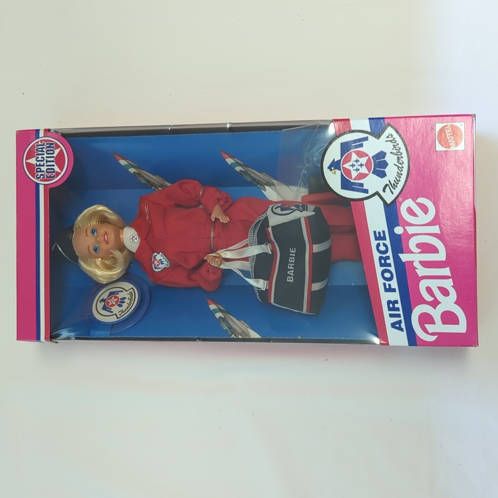 B050 -Air Force Barbie: Thunderbirds